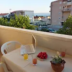 Διαμέρισμα Ema Near Μακάρσκα