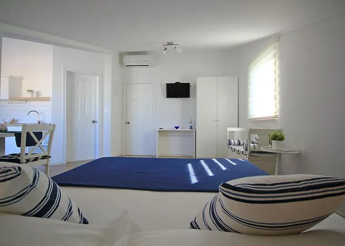 Ema Near Appartement